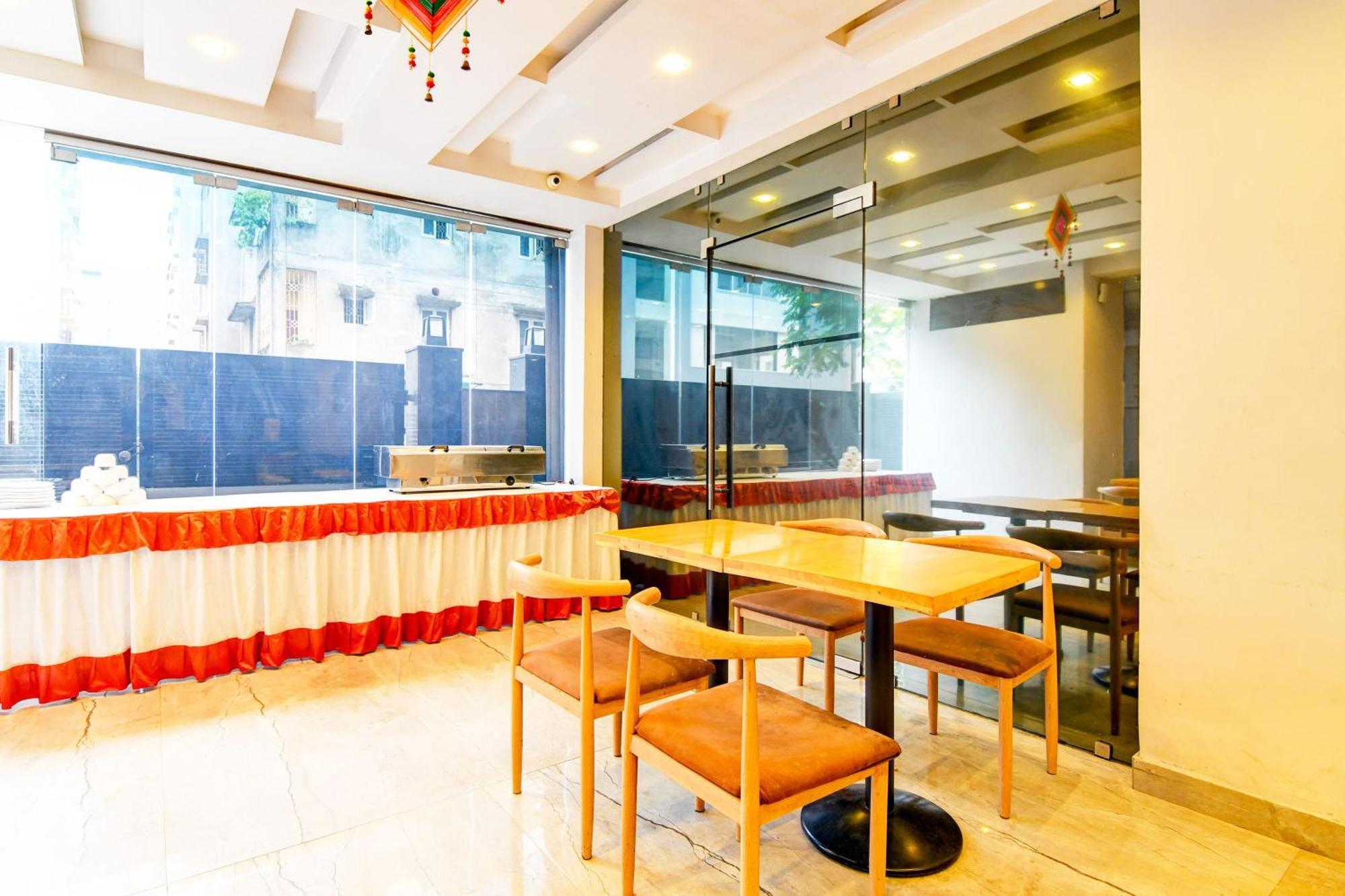 Super Townhouse New Town Formerly Krish Residency Calcutta Eksteriør billede